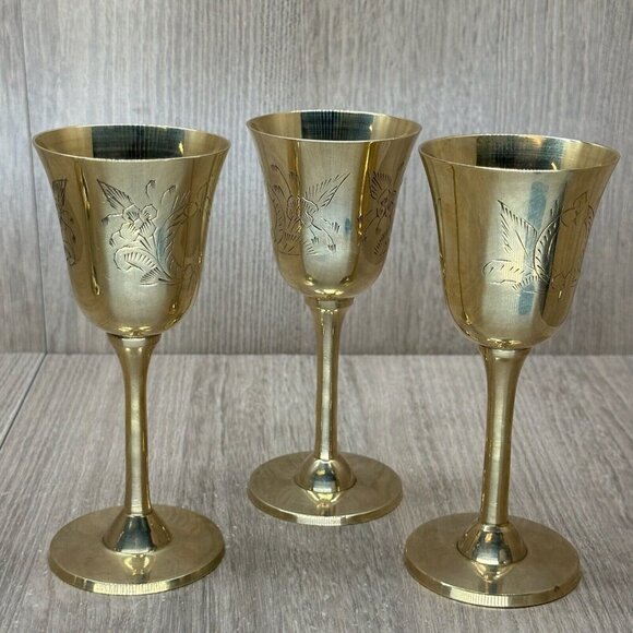 MJK Handicrafts Set Of 4 Gold-Plated Wine Goblets With Etched Floral Design - Picture 2 of 8